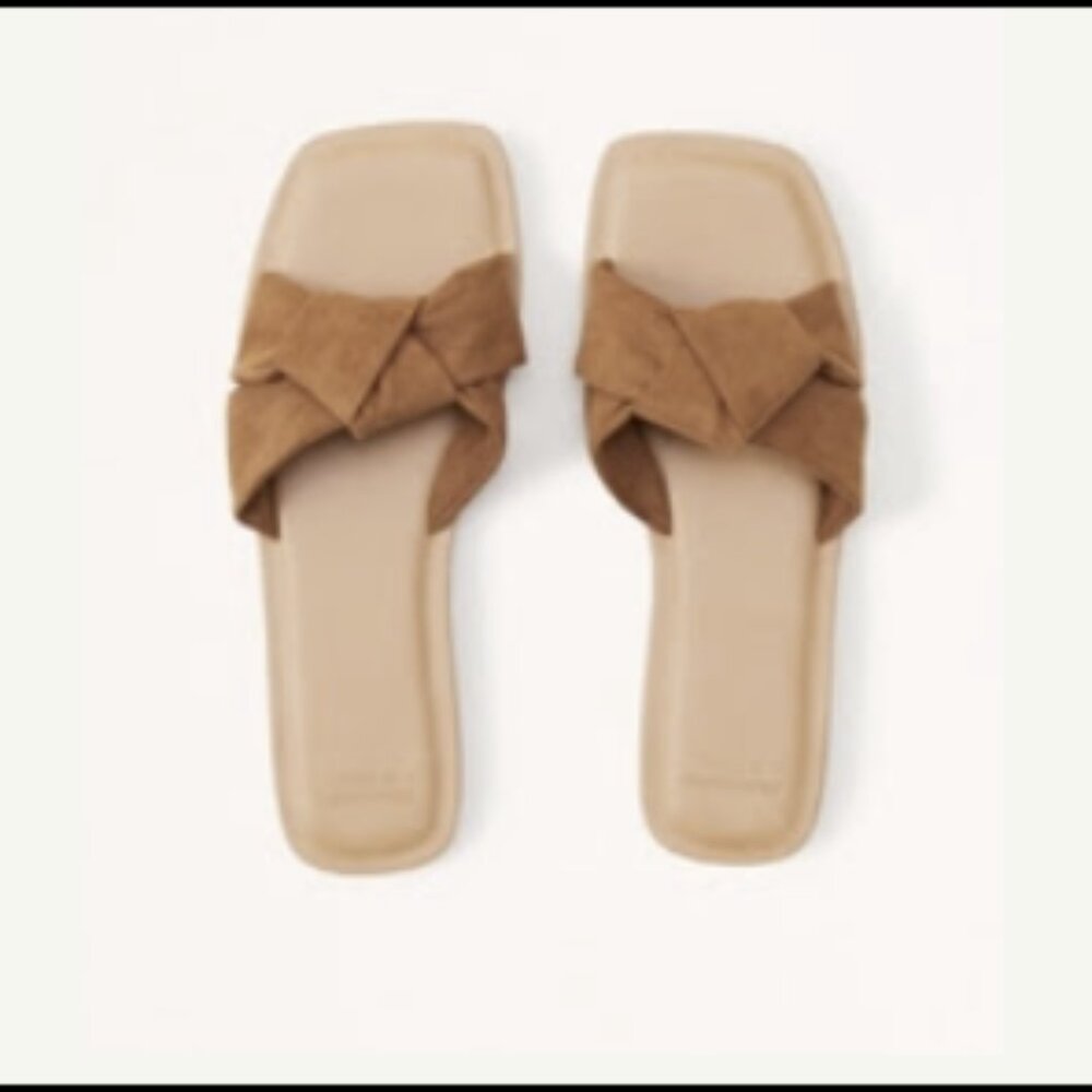 Abercrombie & Fitch Knotted Suede Slide Sandals - Size 8 - Brown